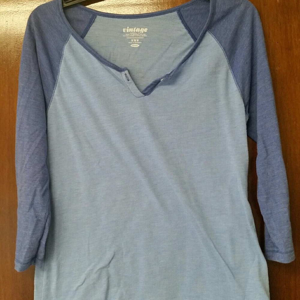 Blue. OLD NAVY. ¾ Sleeve Baseball Tee. Size Medium